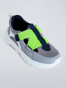Hopscotch - Boys Grey Velcro Sneakers