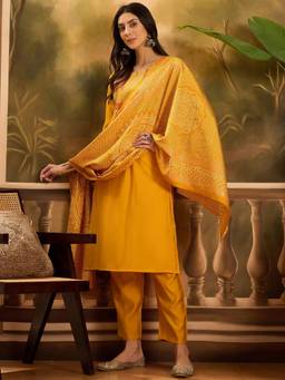 Gahan - Womens Floral Embroidered Kurta with Pant & Dupatta