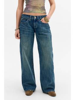 BDG by Urban Outfitters - Kayla Mid Vintage Jeans