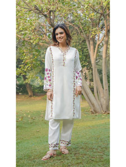 HOUSE OF KARI - Woolen Kashmiri White Kurta with Pant (Set of 2)