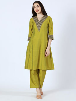 Saffron Threads - Green Art Silk Embroidered Mirror Work Kurta & Pant (Set of 2)