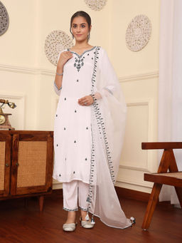 SAVI - White Shenton Embroidered Kurta & Pant with Dupatta (Set of 3)