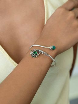 Shaya by CaratLane - Green Revive Oxidized Bracelet In 925 Silver