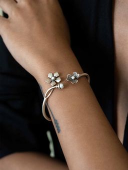 Shaya by CaratLane - Jane A Bracelet In 925 Silver