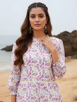 Dora Dori - Multi-Color V-Neck Floral Three Fourth Sleeves Top