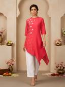 Pink color option, Currently selected