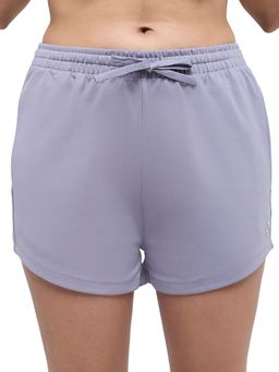 Hunnit - Women Mid Rise Relaxed Fit Casual Shorts With Pockets - Lavender