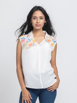 SHAYE - White Collar Neck Printed Drop Shoulder Casual Top