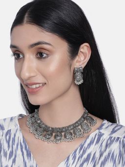 I Jewels - Traditional Stylish Necklace with Earrings