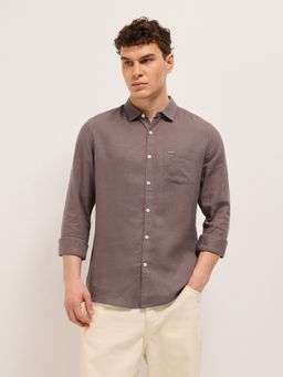 The Bear House - Purple Men's Slim Fit Solid Shirt