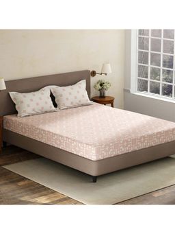 Layers - Pink Geometric Cotton Bedsheet with Pillow Covers (King)