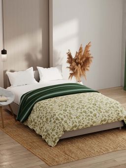 KOPA - Multi-Color Floral Microfibre Comforter (Double)