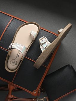 EGOSS - Silver Platform One Toe Sandal