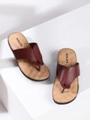 Maroon color option, Currently selected