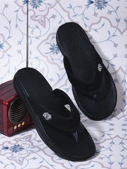 LIBERTY - Black Round Toe Flipflops