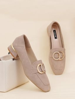 Sherrif Shoes - Beige Block Square Toe Pump Heels