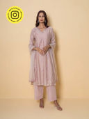 Pink color option, Currently selected