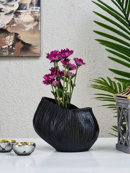 At Home by Nilkamal - Decorative Wavy Metal Vase (Black)