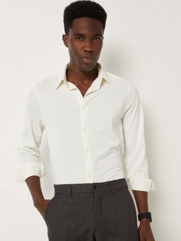 max - Off White Polyester Full Sleeves Regular Fit Collar Neck Solid Shirt
