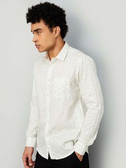 max - Off White Cotton Full Sleeves Regular Fit Collar Neck Printed Shirt