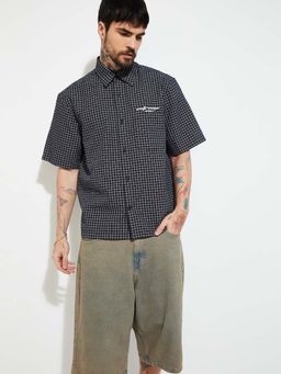 max - Black Polyester Blend Half Sleeves Regular Fit Collar Neck Checks Shirt