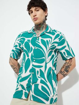 max - Green Viscose Half Sleeves Regular Fit Collar Neck Printed Shirt