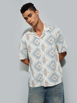 max - White Cotton Blend Half Sleeves Regular Fit Collar Neck Self Design Shirt
