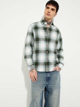 max - Green Cotton Full Sleeves Regular Fit Collar Neck Stripes Shirt