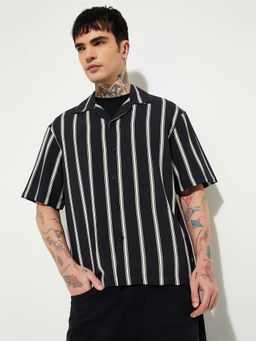 max - Black Cotton Blend Half Sleeves Regular Fit Collar Neck Stripes Shirt