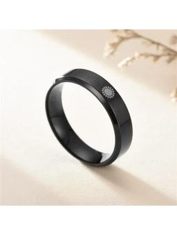 Salty Alpha - Men Sun Signet Ring - Black