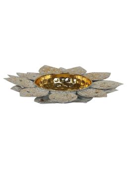 Amaya Decors - White Spray Flower Urli