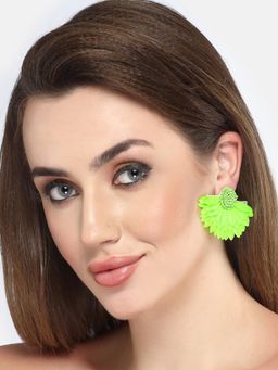 Moedbuille - Beads Studded Leaf Pattern Contemporary Floral Design Layered Earrings