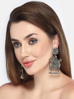 Moedbuille - Kundan & Pearls Studded Tasselled Floral Design Oxidised Silver Plated Tribal Earrings