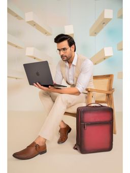 Nelumbo Nucifera - Stavros Handmade Leather Backpack Burgundy