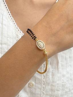 Zeraki Jewels - Meera Mangalsutra Bracelet Gold