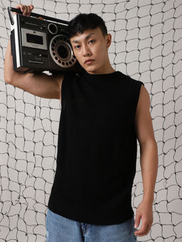 Hubberholme - Men Acrylic Knitted Oversized Fit Crew Neck Sleeveless Sweater