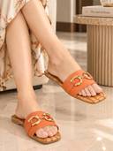 Tan color option, Currently selected