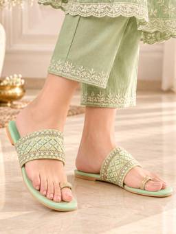 Pelle Albero - Women's Toe-Ring Green Flat Sandals