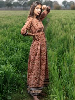 Sooti Syahi - Earthen Bliss
                  Block Printed Cotton Dress - 3