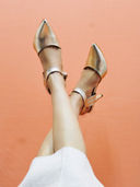 Gold color option, Sold out, Currently selected