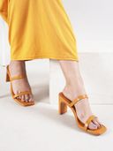 Yellow color option, Sold out, Currently selected