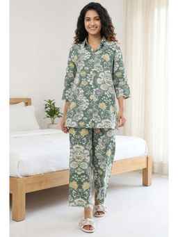 SAY - Green Collar Neck Floral Print Print Pure Cotton Night Suit for Women