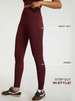 Cava Athleisure - Red Auburn Seamless Cinched Leggings
