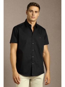 Louis Philippe - Men Black Solid Half Sleeves Casual Shirt
