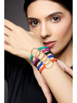 Rhea - Pack of 5 Gold Ring Thread Bracelets
