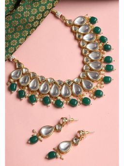 OOMPH - Green Beads & Kundan Ethnic Heavy Jadau Choker Necklace Set with Drop Earrings