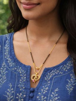 Digital Dress Room - Heart Pendant L Letter Cursive Ad Short Mangalsutra Design For Women