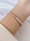 Rose Gold color option, Currently selected