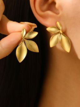 Designs & You - Gold Plated Anti Tarnish Floral Themed Earrings For Women