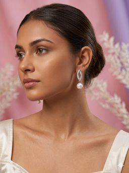 Kraft Smiths - Baguette Pearl Drop Earrings